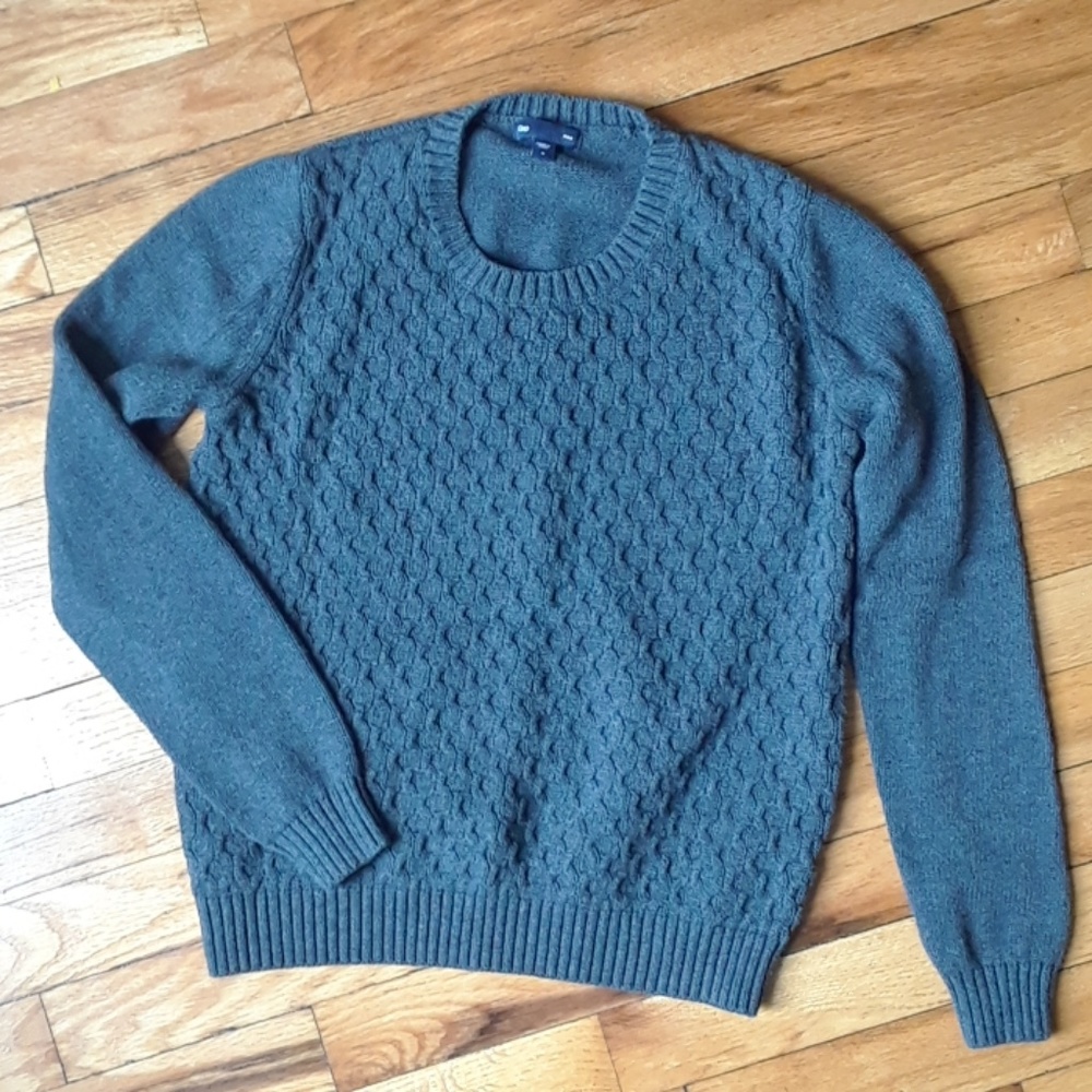 Gap Sweater